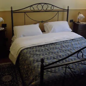 3* Pensión Pignatelli